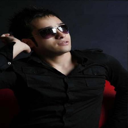 دانلود آهنگ عسلم تویی گل من دستتو بده تو به من دوست دارم میدونی تا وقتی مهربونی – عسل – از داوود بهبودی،محمود رامتین،حامد ریلکس،شبنم