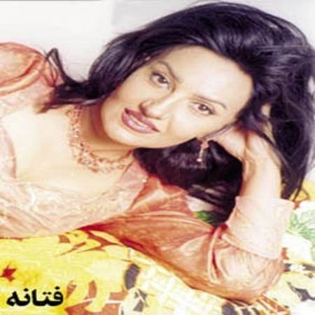 دانلود آهنگ هم نامهربونه هم آفت جونه هم با دیگرونه هم قدرم ندونه ندونه ندونه – از این چیزاش خبر دارم اما چه کنم دوستش دارم – از فتانه