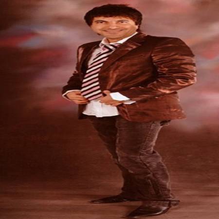 دانلود آهنگ در چراغون نگاهم با نگاهی عاشقونه – تو رو داشتم می شناختم آسه آسه دل می باختم – کوچه خاطره ها – از سامان