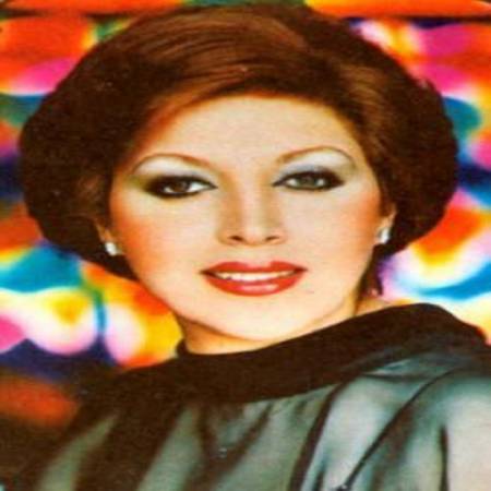 دانلود آهنگ تمام دنیا یک طرف تو یک طرف عزیزم از مهستی