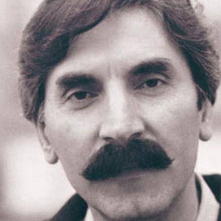  دانلود آهنگ گل پامچال گل پامچال بیرون بیا فصل بهاره عزیز موقع کاره - بیژن بیژنی به نام گل پامچال